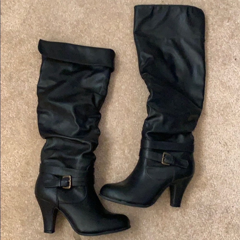 Black Women’s Forever 21 Boots